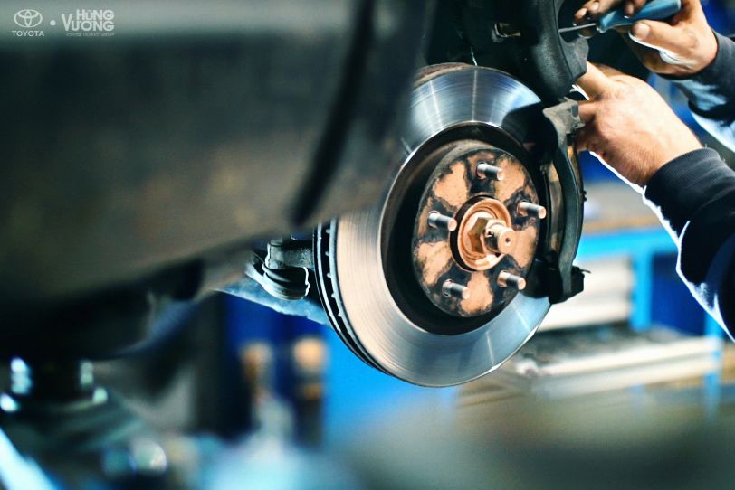 Cách Dừng Xe Khi Phanh Bị Hỏng Như Thế Nào?