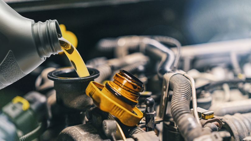 Nhận diện dấu hiệu của xăng kém chất lượng trên xe